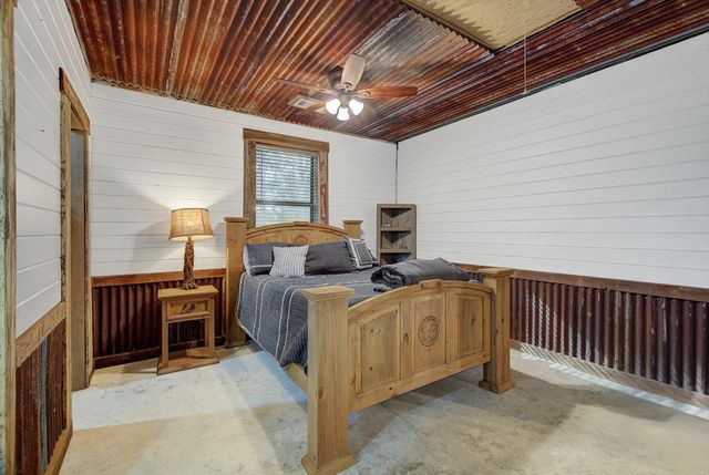 22546 Highway 321, Cleveland, TX 77327