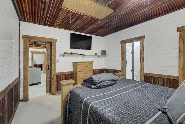 22546 Highway 321, Cleveland, TX 77327