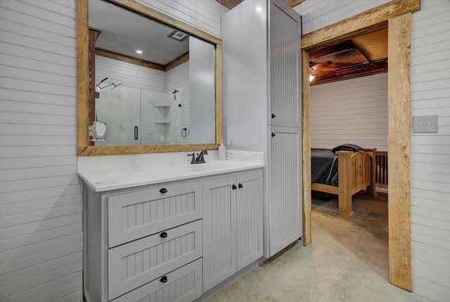 22546 Highway 321, Cleveland, TX 77327