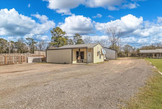 22546 Highway 321, Cleveland, TX 77327