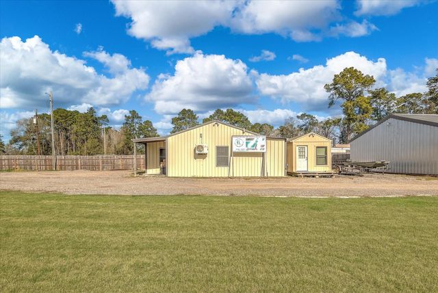 22546 Highway 321, Cleveland, TX 77327