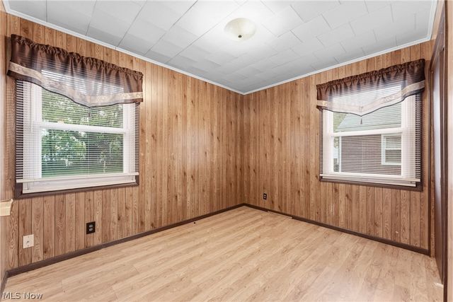 485 Grosvenor Avenue NW, Massillon, OH 44647
