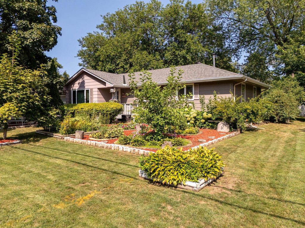 10325 Portland Avenue S, Bloomington, MN 55420 — exterior