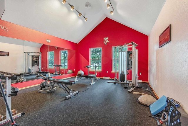 1634 Kings Mill Way #303, Madison, WI 53718