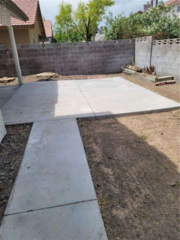 6444 Deadwood Road, Las Vegas, NV 89108
