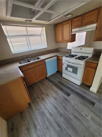 6444 Deadwood Road, Las Vegas, NV 89108