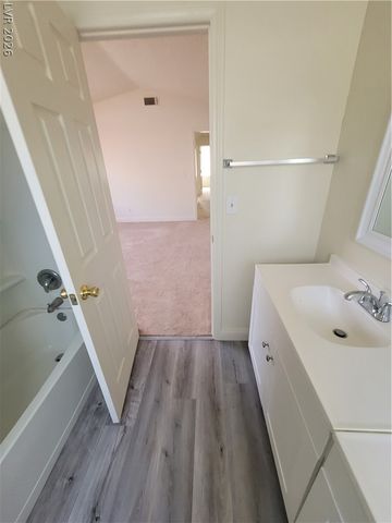 6444 Deadwood Road, Las Vegas, NV 89108