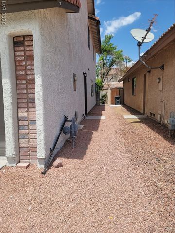 6444 Deadwood Road, Las Vegas, NV 89108