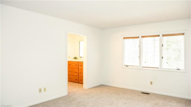 210 College Road 706, Greensboro, NC 27410