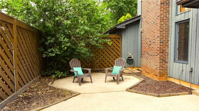 210 College Road 706, Greensboro, NC 27410
