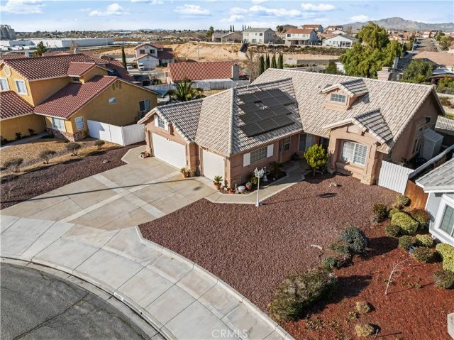 17666 High Vista St, Victorville, CA 92395