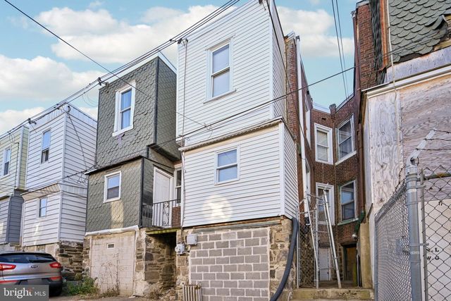 5539 WILLOWS AVE, Philadelphia, PA 19143