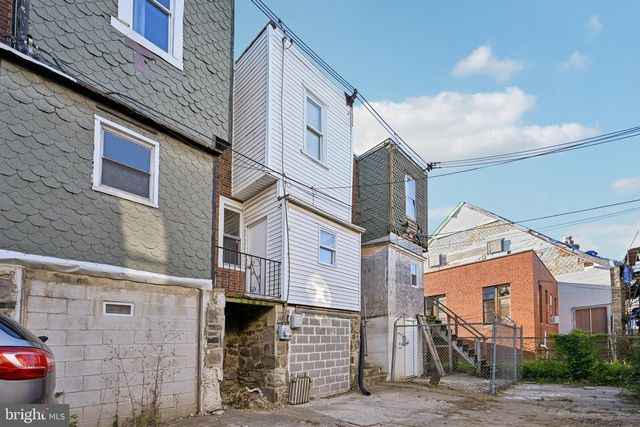 5539 WILLOWS AVE, Philadelphia, PA 19143