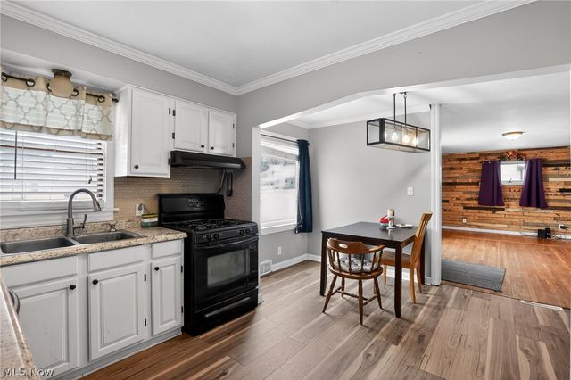 107 Renee Drive, Struthers, OH 44471