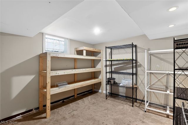 107 Renee Drive, Struthers, OH 44471