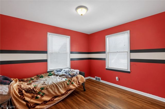 107 Renee Drive, Struthers, OH 44471