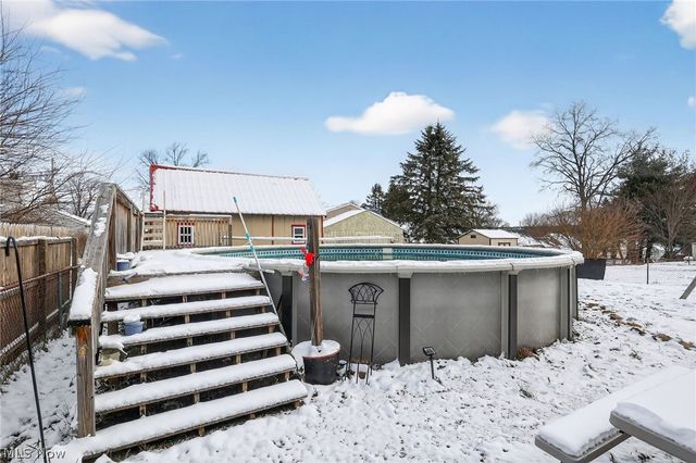 107 Renee Drive, Struthers, OH 44471