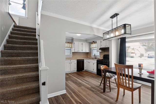 107 Renee Drive, Struthers, OH 44471