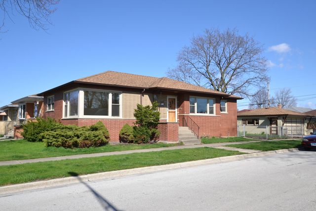 2900 W 101st Place, Evergreen Park, IL 60805