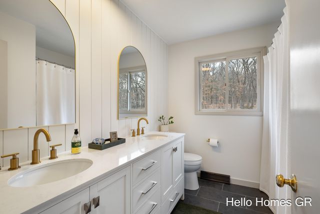 6506 Burger Drive Se, Cascade Twp, MI 49546