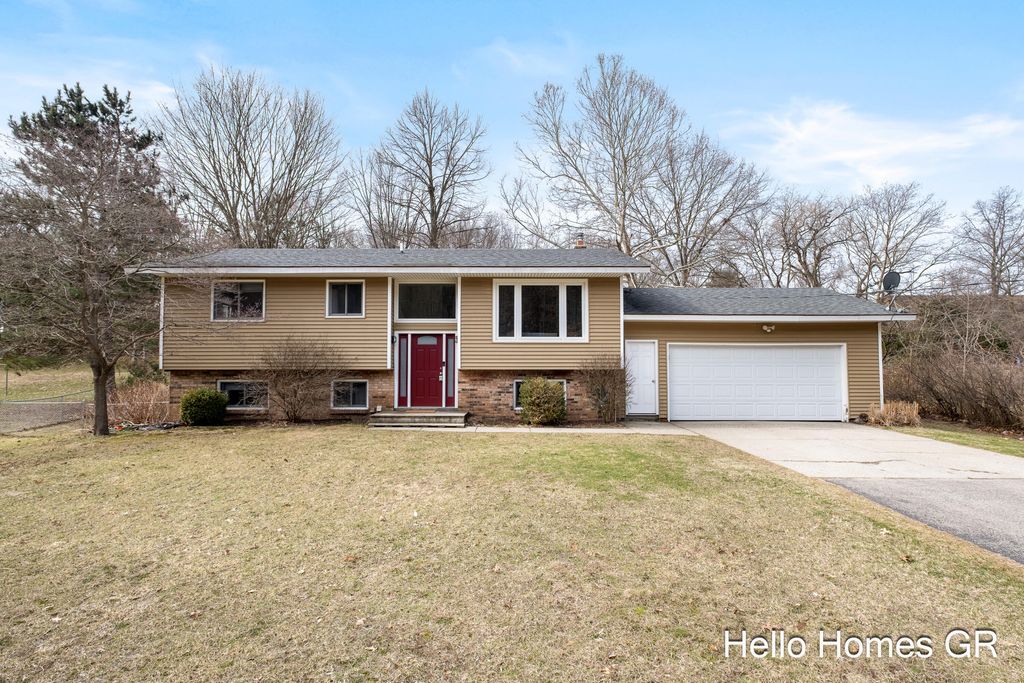 6506 Burger Drive Se, Cascade Twp, MI 49546
