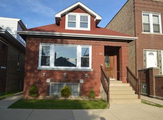 4051 N Marmora Avenue, Chicago, IL 60634