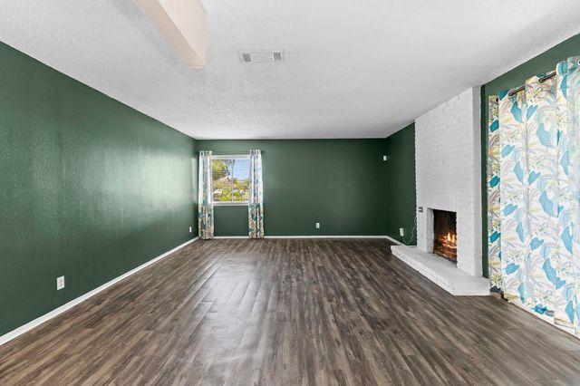 9011 Quail Valley DR A, Austin, TX 78758