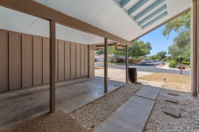 9011 Quail Valley DR A, Austin, TX 78758