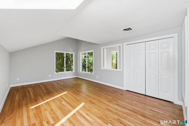 30 North Canton Road, Simsbury, CT 06092