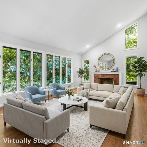 30 North Canton Road, Simsbury, CT 06092