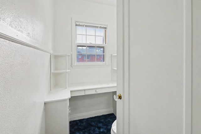 302 S Russell Avenue, Ames, IA 50010
