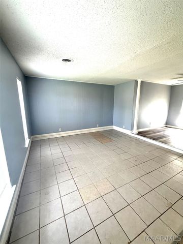 5620 E Shades Valley Drive, Montgomery, AL 36108