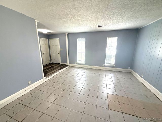 5620 E Shades Valley Drive, Montgomery, AL 36108