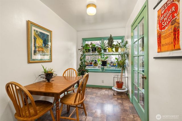 731 19th Avenue, Seattle, WA 98122