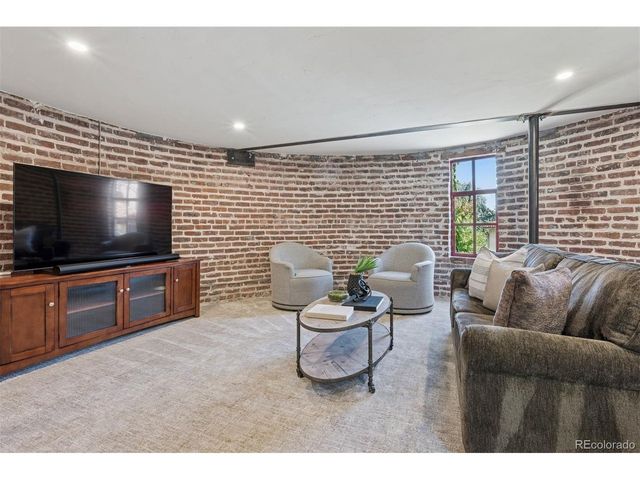 1515 E Tufts Ave, Englewood, CO 80113