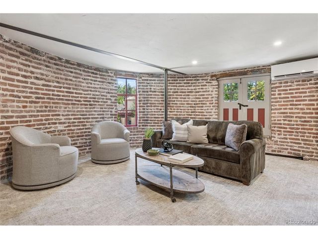 1515 E Tufts Ave, Englewood, CO 80113