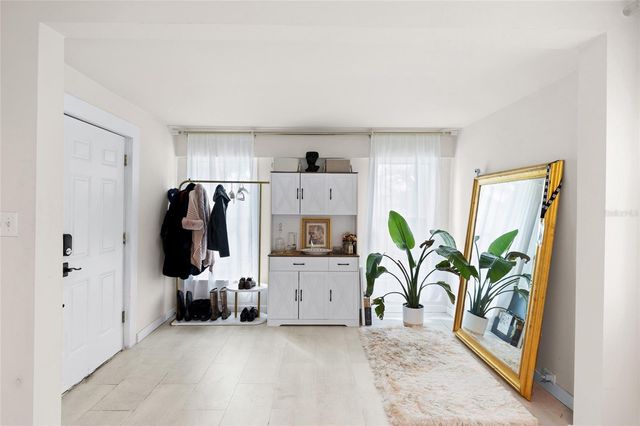 504 E CALHOUN STREET, Plant City, FL 33563