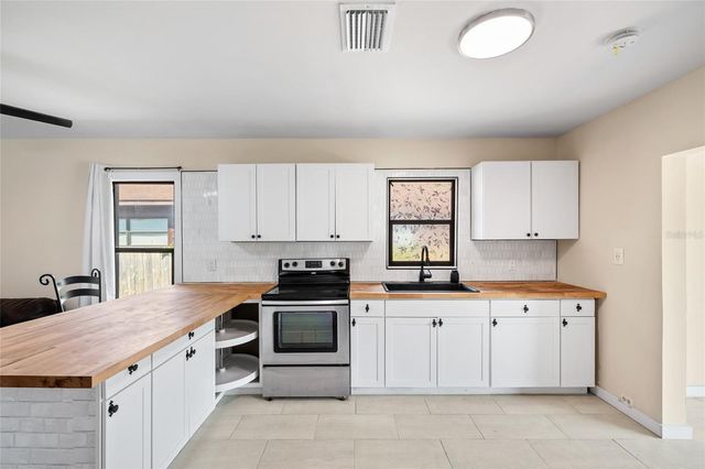 504 E CALHOUN STREET, Plant City, FL 33563