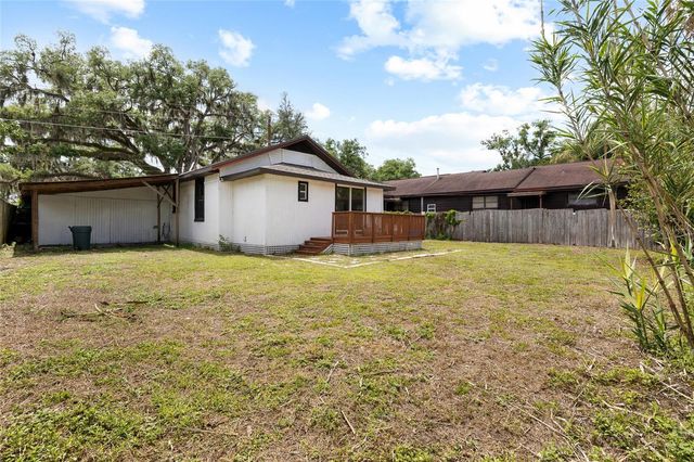 504 E CALHOUN STREET, Plant City, FL 33563