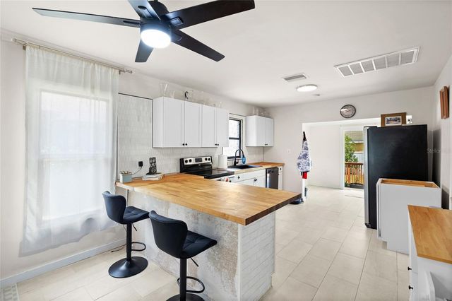 504 E CALHOUN STREET, Plant City, FL 33563