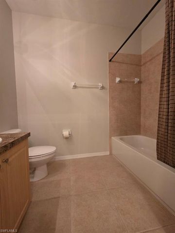 15999 Mandolin Bay DR 202, Fort Myers, FL 33908