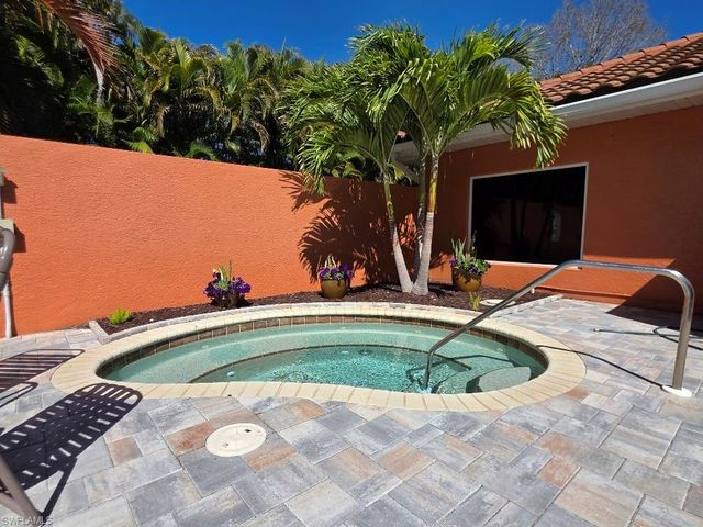 15999 Mandolin Bay DR 202, Fort Myers, FL 33908