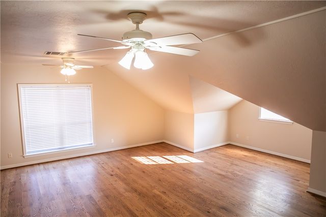 8660 Cedar Hill Road, Brenham, TX 77833