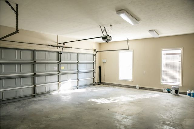 8660 Cedar Hill Road, Brenham, TX 77833