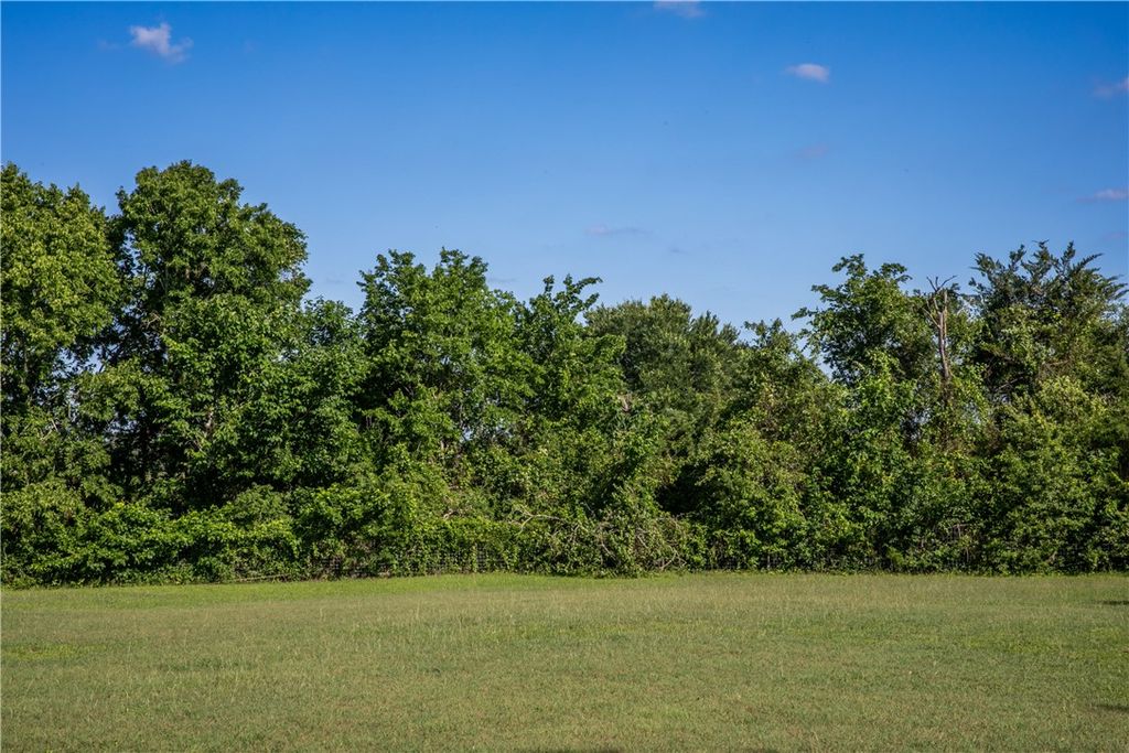 8660 Cedar Hill Road, Brenham, TX 77833 — photo 2
