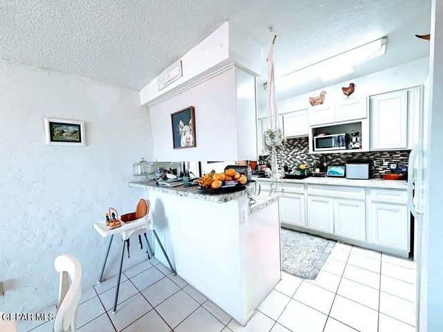 208 MECCA Drive, El Paso, TX 79907