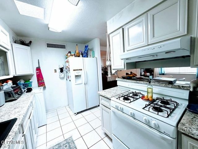 208 MECCA Drive, El Paso, TX 79907