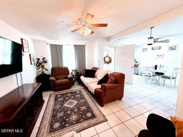 208 MECCA Drive, El Paso, TX 79907