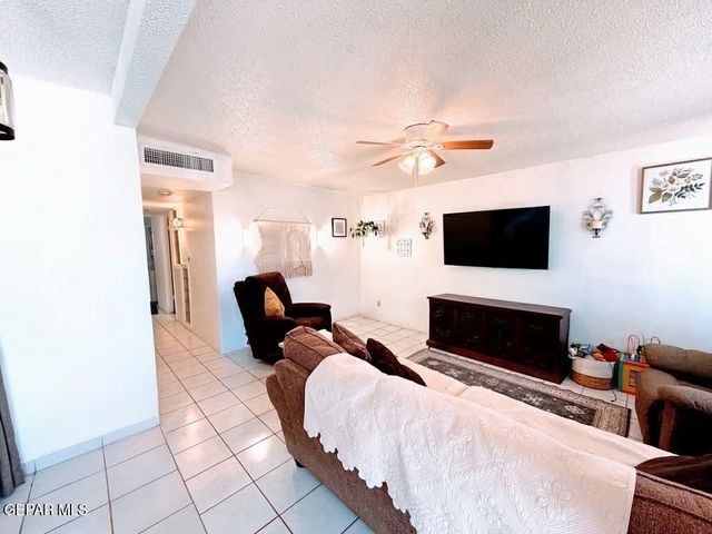 208 MECCA Drive, El Paso, TX 79907