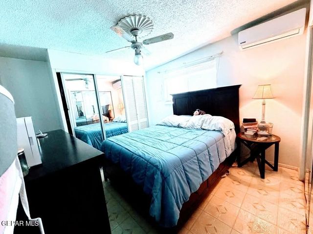 208 MECCA Drive, El Paso, TX 79907